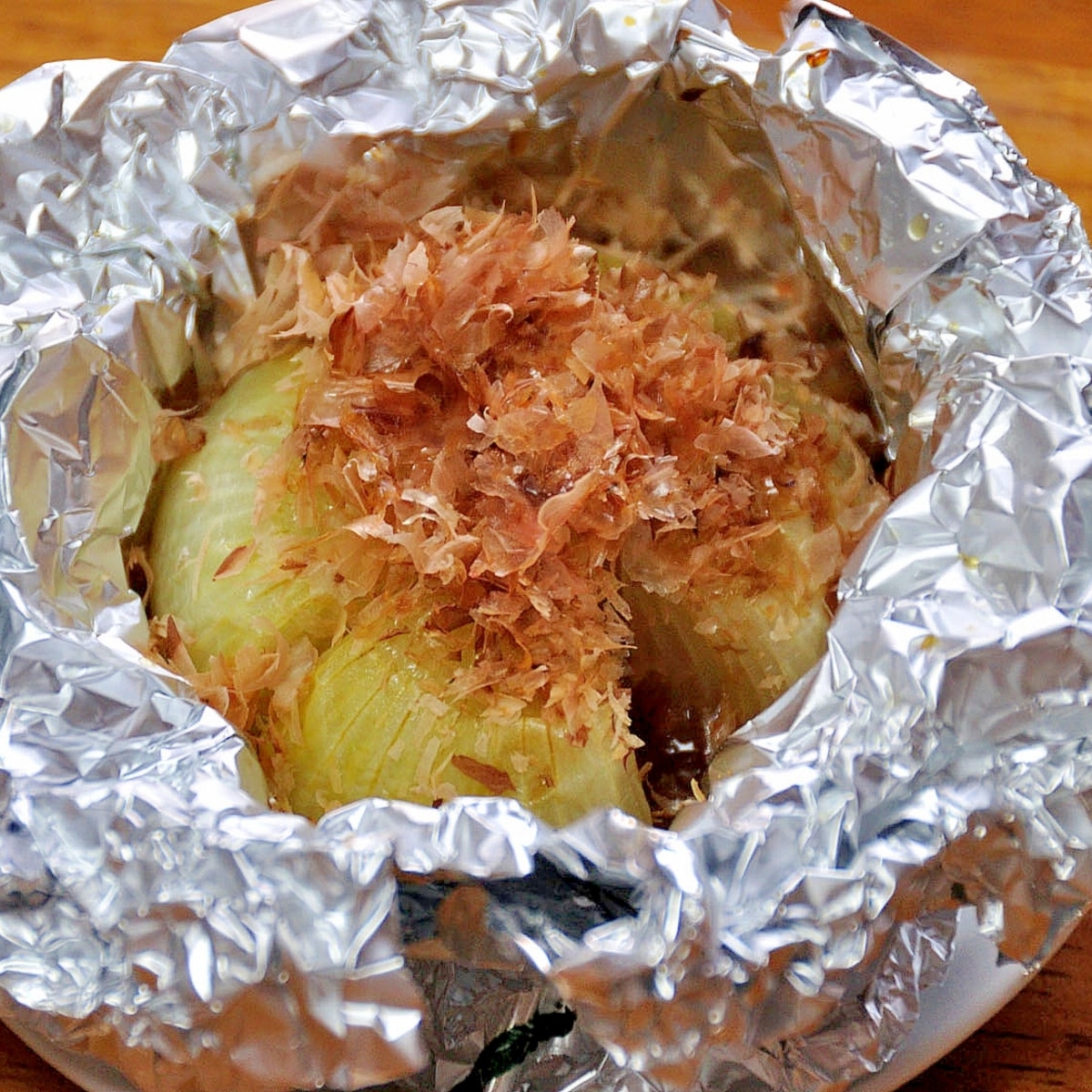 丸ごと玉ねぎのホイル焼き レシピ 作り方 By ふじ子 楽天レシピ